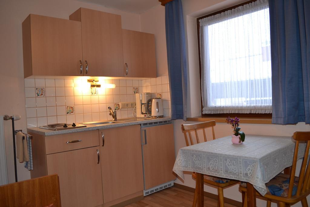 Apartament Gaestehaus Friedl Kirchberg in Tirol Pokój zdjęcie